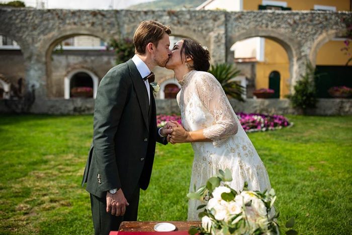 Intimate wedding in Ravello on Amalfi Coast | Villa Rufolo