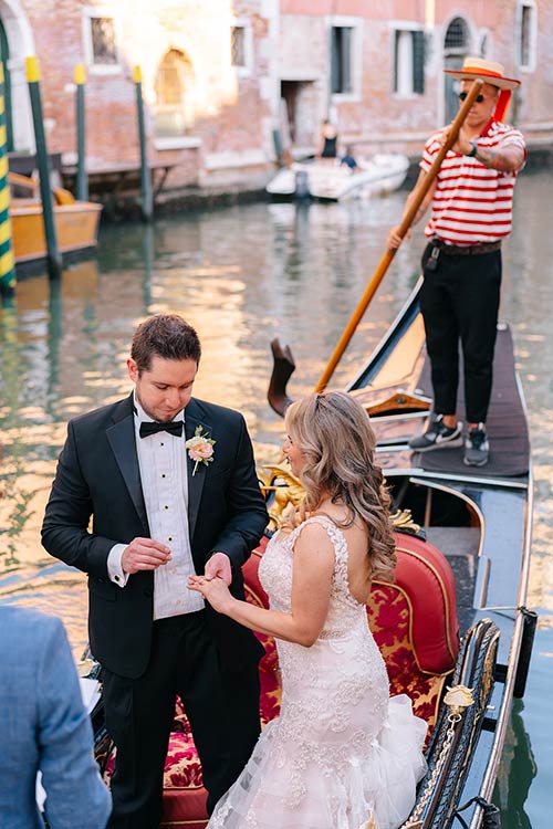 A Gondola Wedding: The Ultimate Romantic Experience in Venice