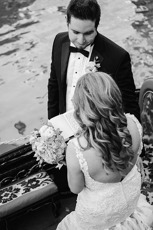 A Gondola Wedding: The Ultimate Romantic Experience in Venice